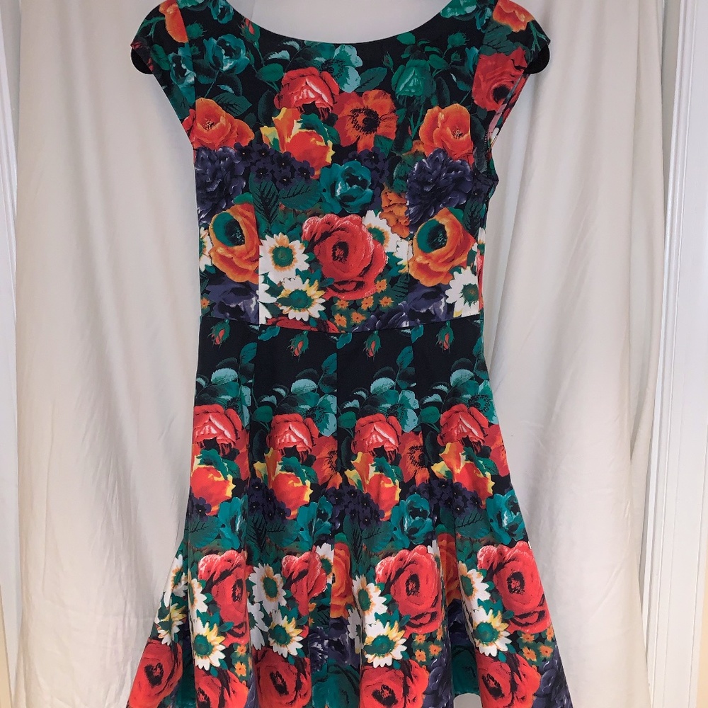 Felicity & Coco Floral Dress Small Petite